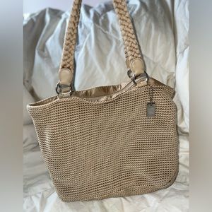medium size woven purse🤍zippers🤍tan/beige🤍